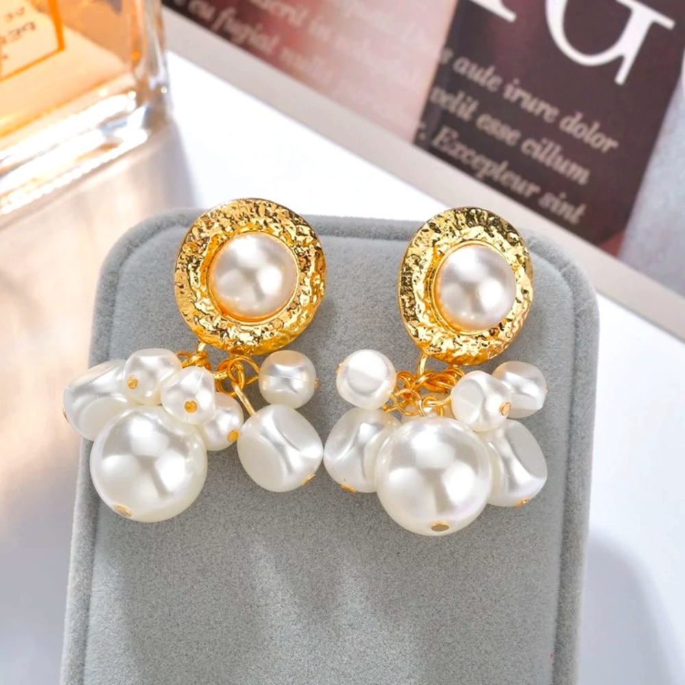 Pearl Faux Earrings
